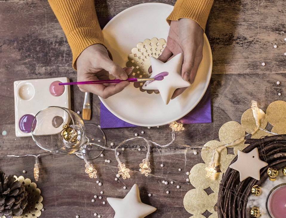 Ünnepi Készülődés: Karácsonyfadísz festő workshop